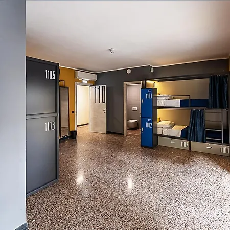 Hostal Marathon
