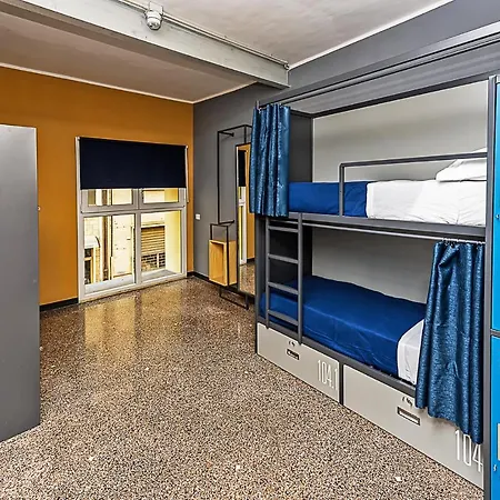 Marathon Hostal *