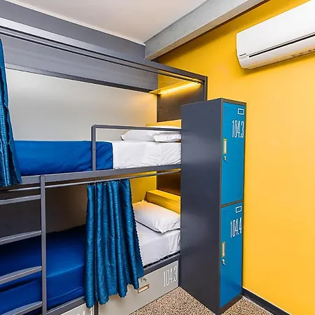 Hostal Marathon Génova