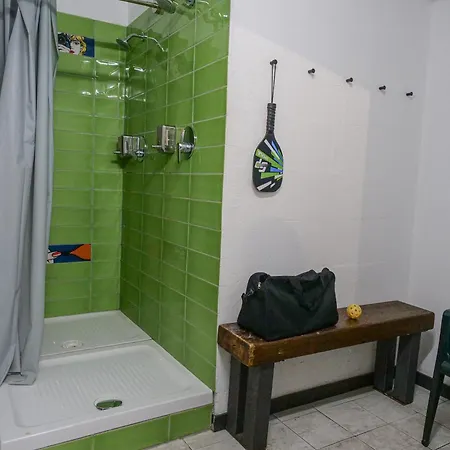 Marathon Hostal *